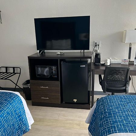 Travelodge By Wyndham Gallipolis Екстериор снимка