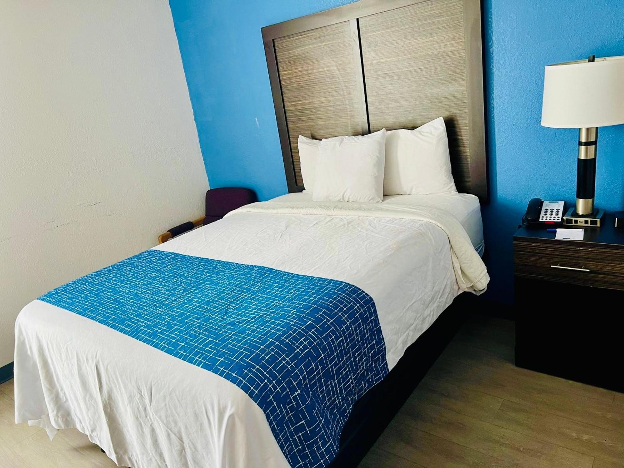 Travelodge By Wyndham Gallipolis Екстериор снимка