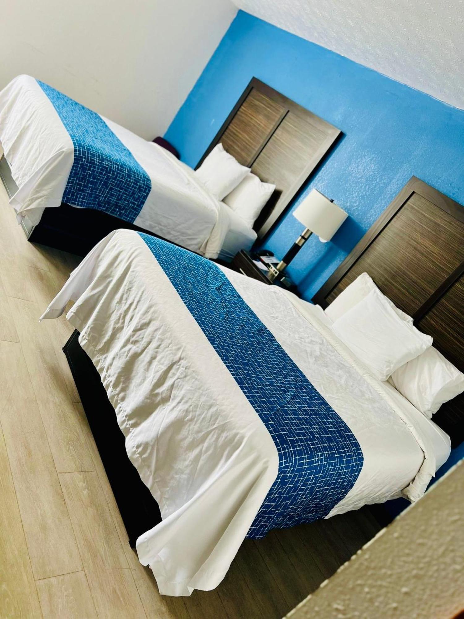 Travelodge By Wyndham Gallipolis Екстериор снимка